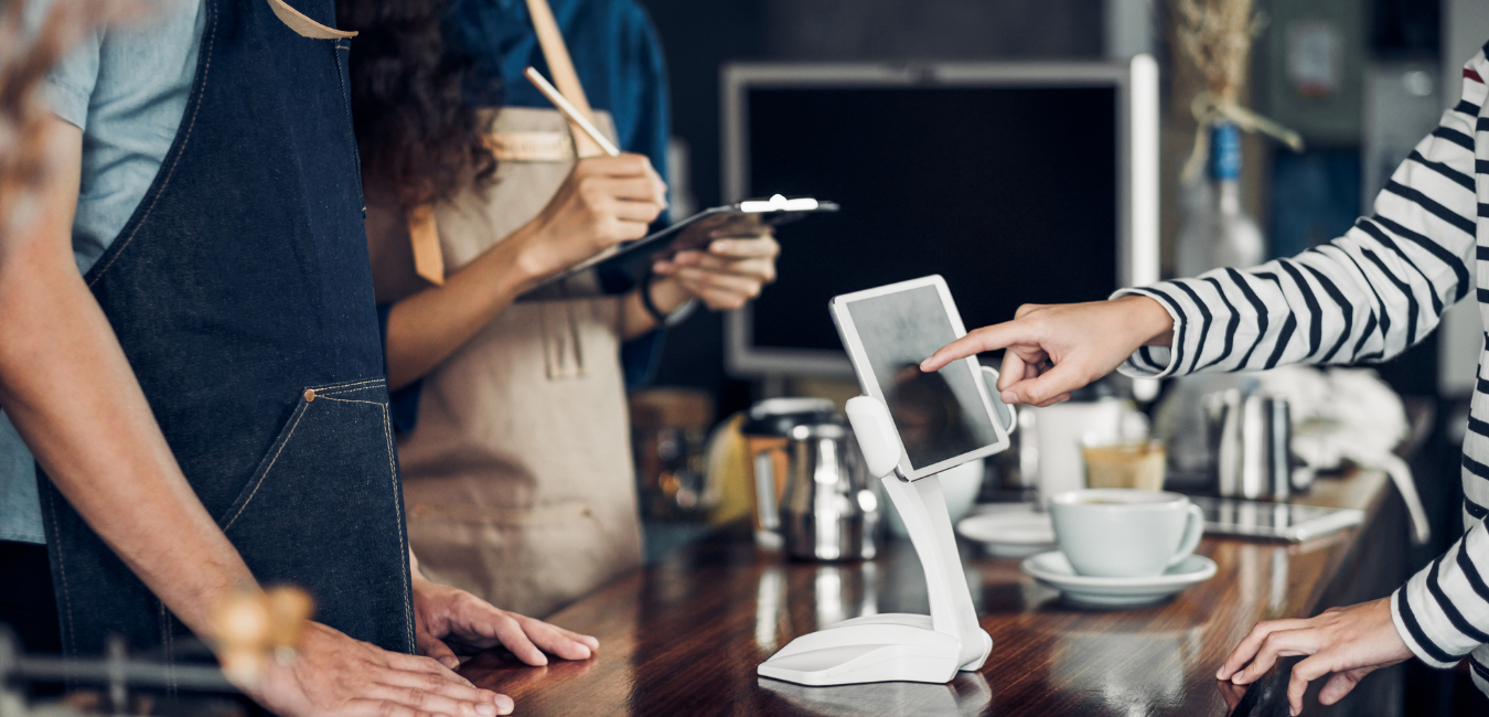 restaurant-owners-on-tablet-device